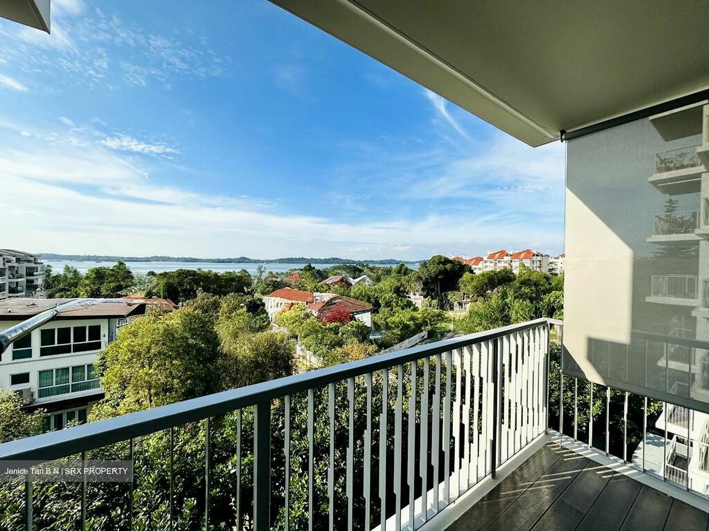 Pasir Ris Avenue (D18), Condominium #496580071